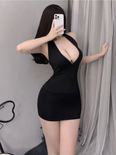 Summer New Women's Basic Sexy Sexy Black Dress with Deep V-neck Large Chest Spicy Girl Sexy and Hip Wrapping Mini Dress 1060