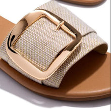 Summer New Women Slippers Fashion Upper Buckle Decoration Flat Heel Peep Toe ladies shoes Elegant Beach Outdoor Slides